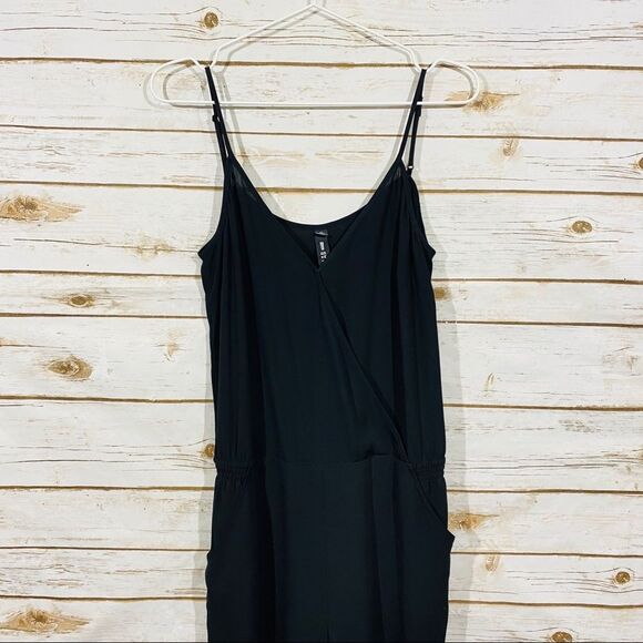 Design lab woman’s  petite black spaghetti strap jumpsuit size S/P - Picture 5 of 8